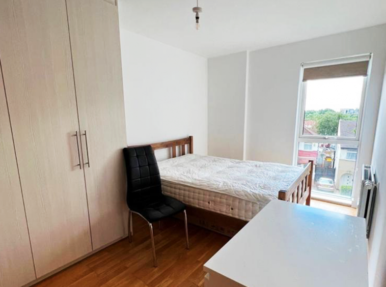 Double Bedroom Tawny Court